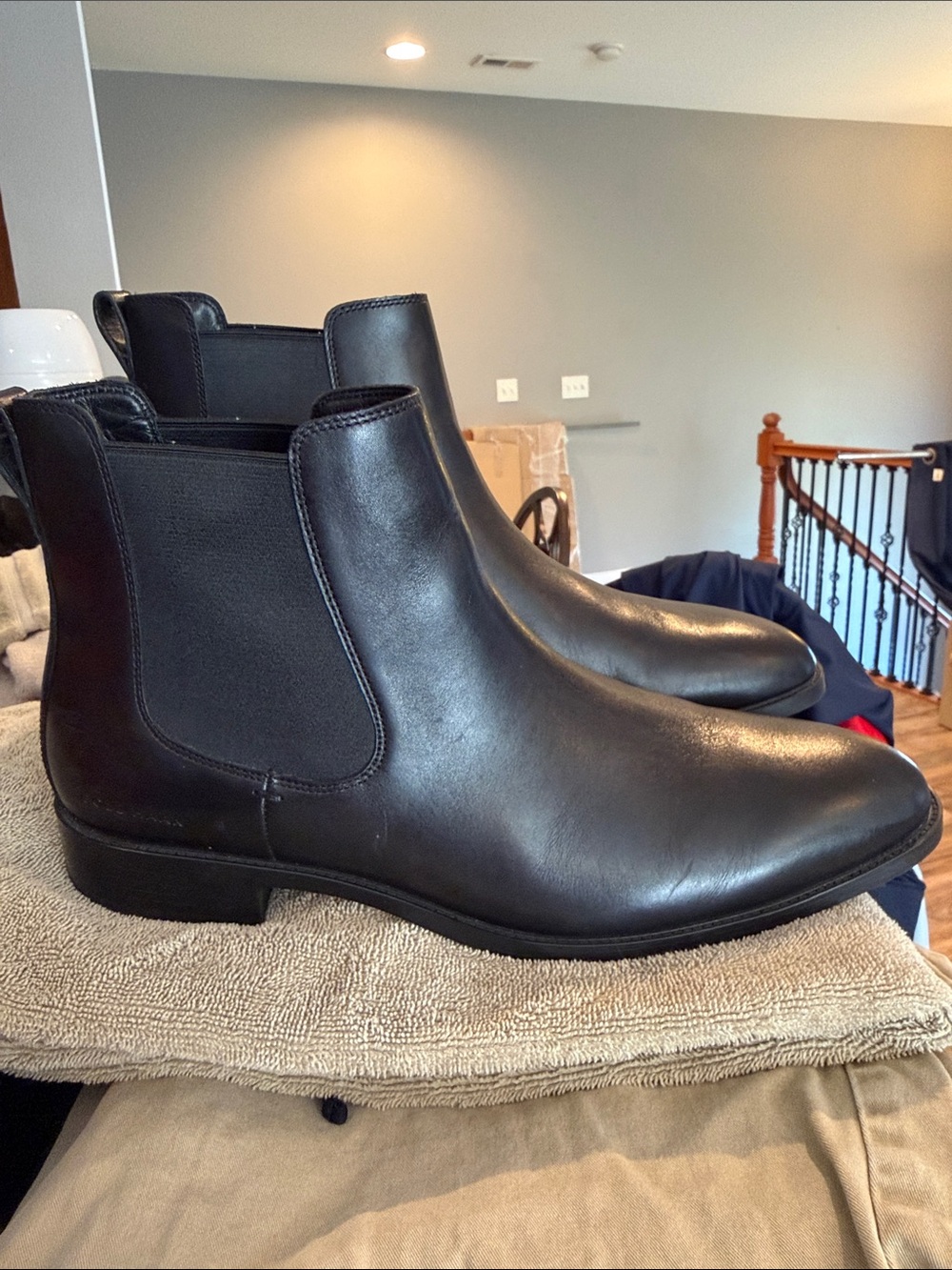 Cole Haan Black Leather Chukka Chelsea Boots - Men